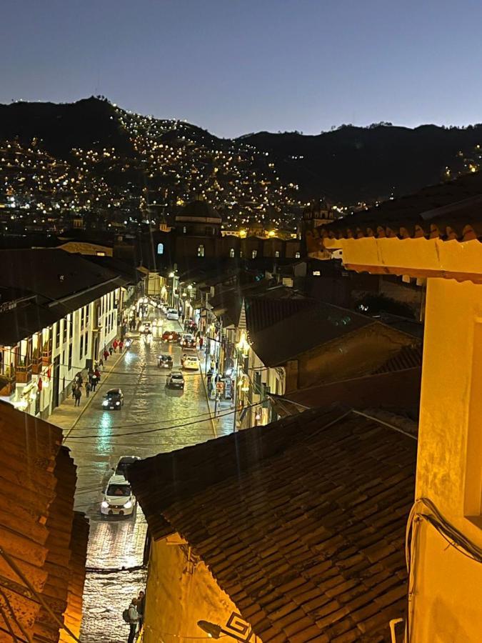 ホテル Hostal Andenes De Alabado クスコ エクステリア 写真